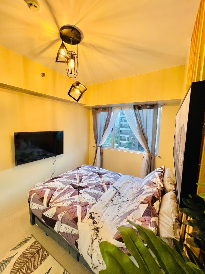 * *P Fantastic 2Br Option For 8 Apartment Iloilo City Ngoại thất bức ảnh